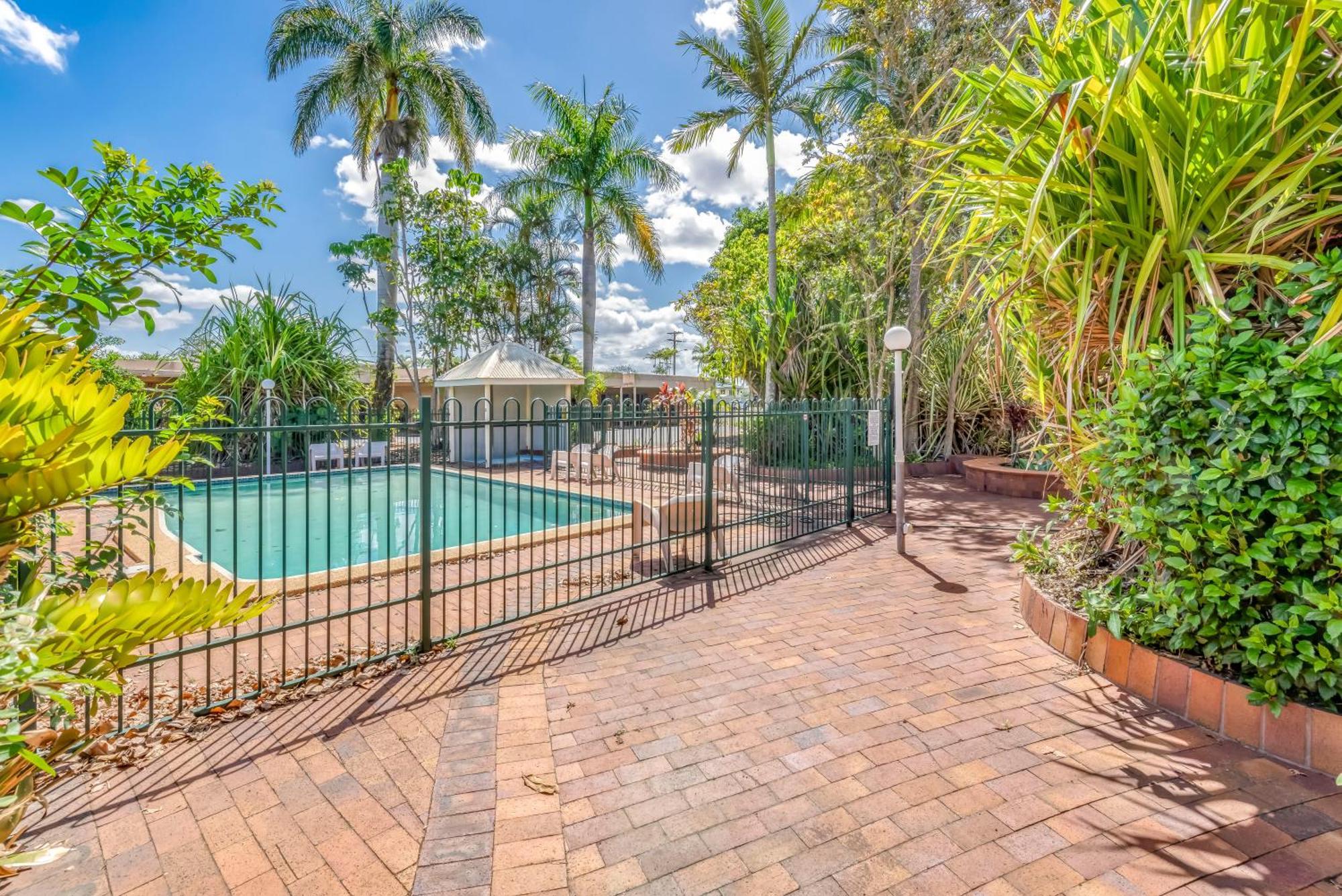 Bundaberg International Motor Inn Екстер'єр фото