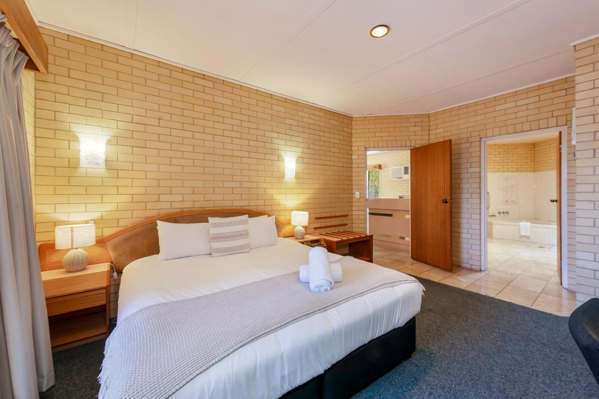 Bundaberg International Motor Inn Екстер'єр фото