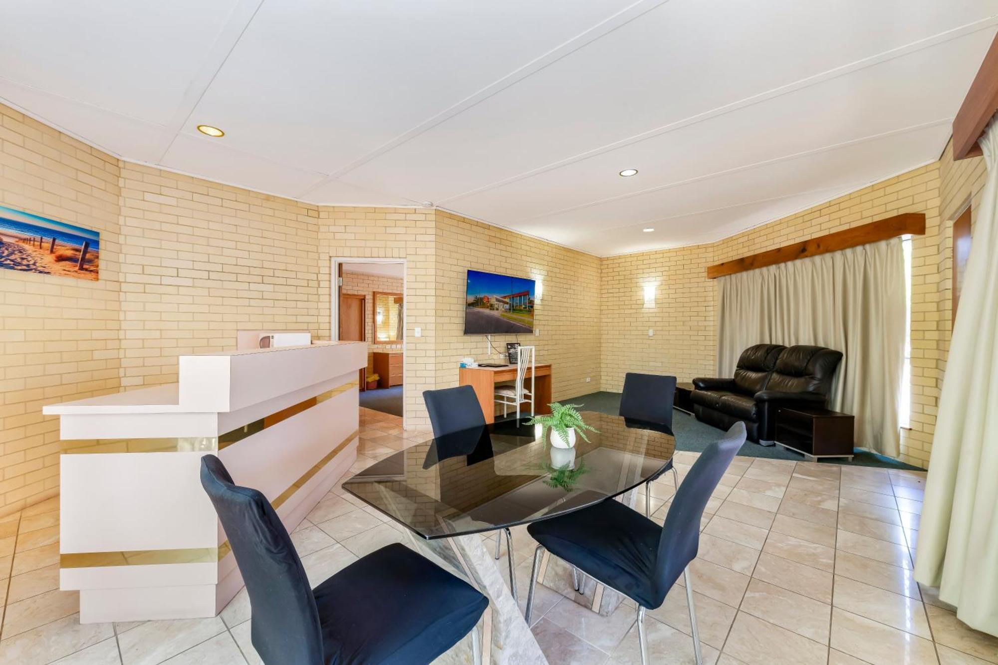 Bundaberg International Motor Inn Екстер'єр фото