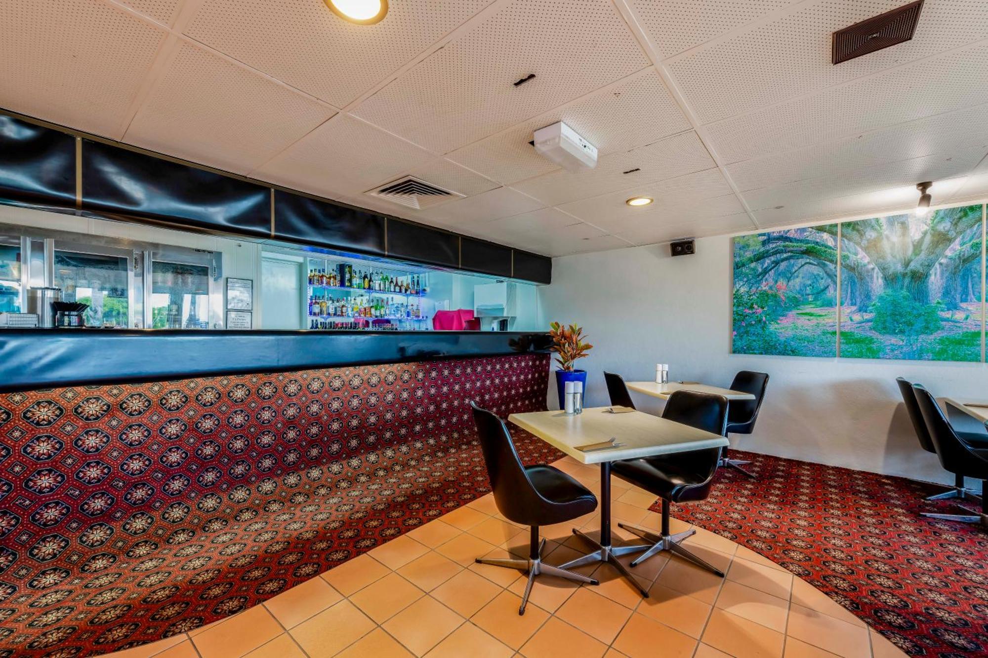 Bundaberg International Motor Inn Екстер'єр фото
